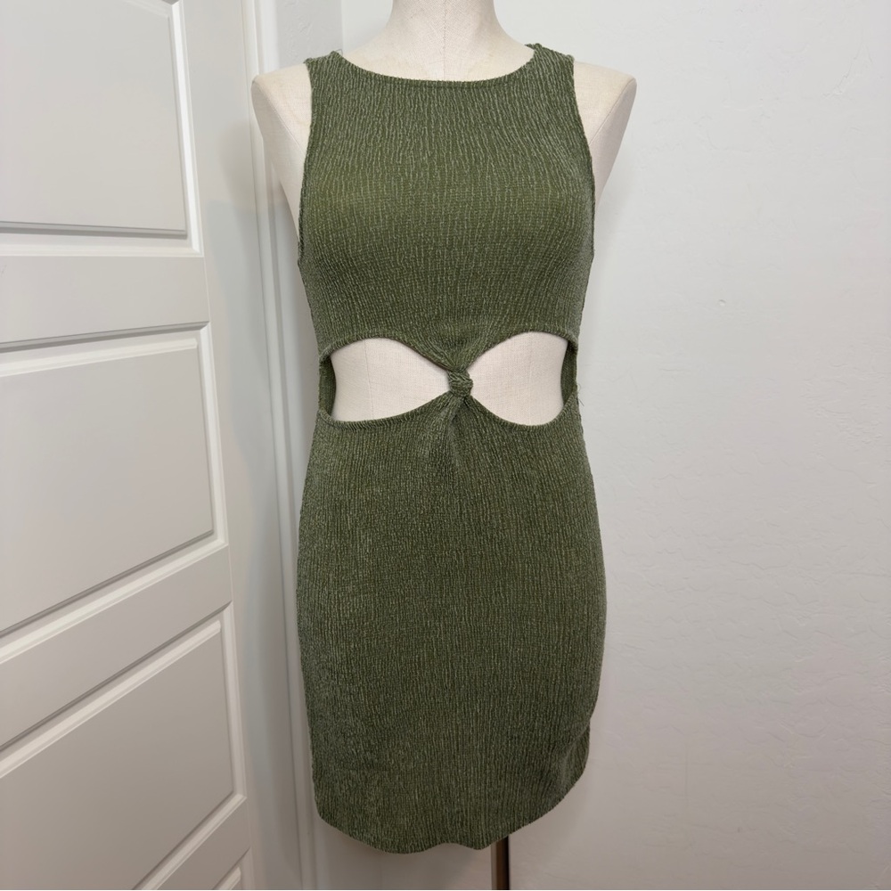 Elegant Olive Green Cut-Out Dress
